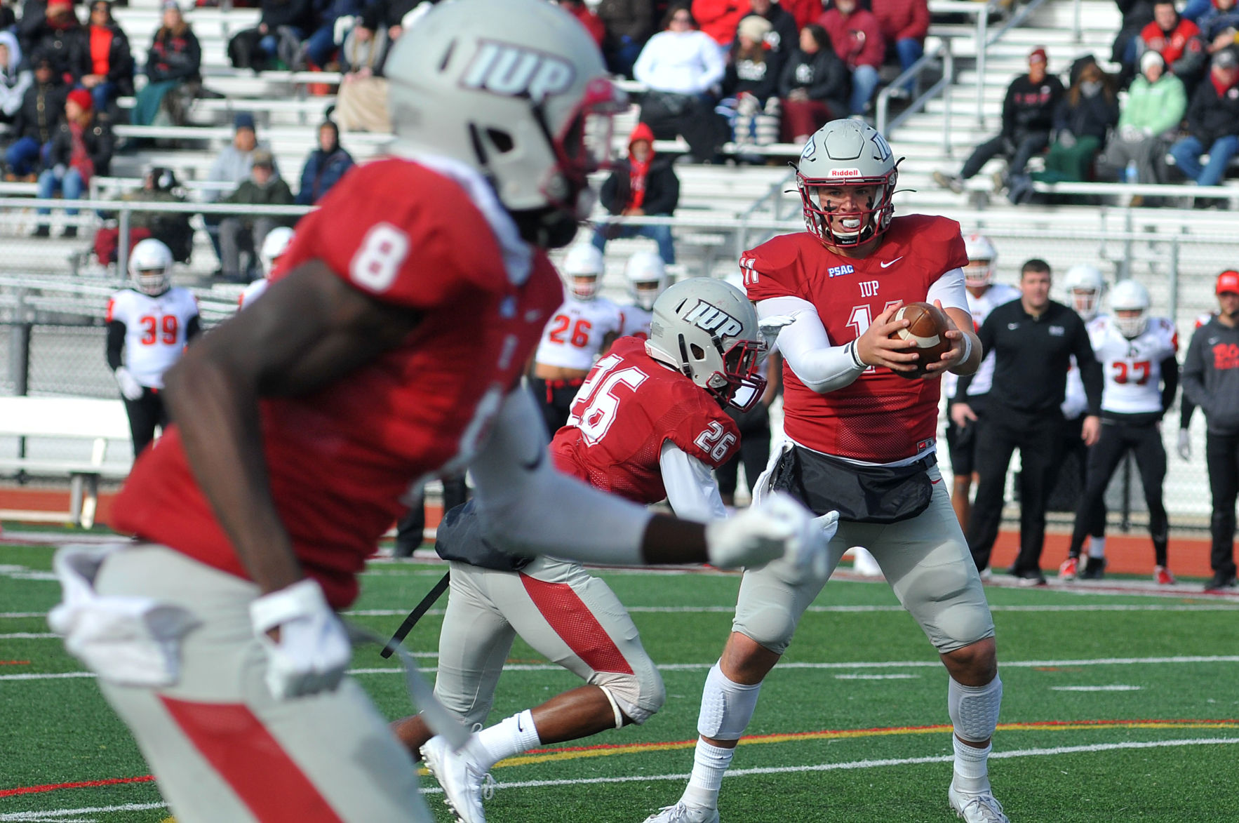 IUP 35, Edinboro 6 777